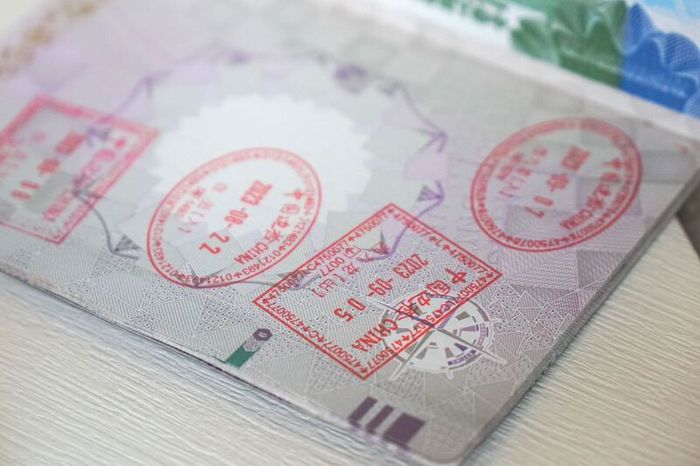 Những hồ sơ cần chuẩn bị để xin visa du lịch Trung Quốc tự túc là gì? 6