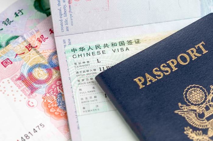 Bạn cần chuẩn bị những giấy tờ gì để xin visa du lịch Trung Quốc tự túc?