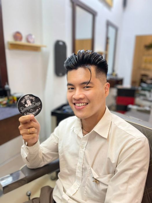 2Vee Hair Station - Tóc Nam Đẹp Hình 2