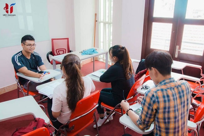 Trung tâm luyện thi IELTS tại Đà Nẵng - UEC