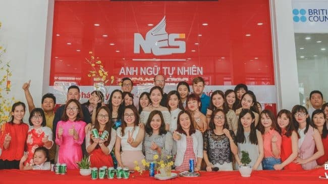 Lớp học tại Trung tâm Anh ngữ Tự nhiên (NES)