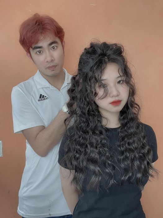 Ảnh của Hair Salon Long Hugo