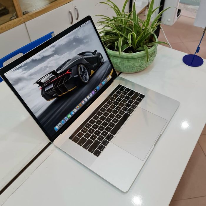 Macbook Cũ Hà Nội