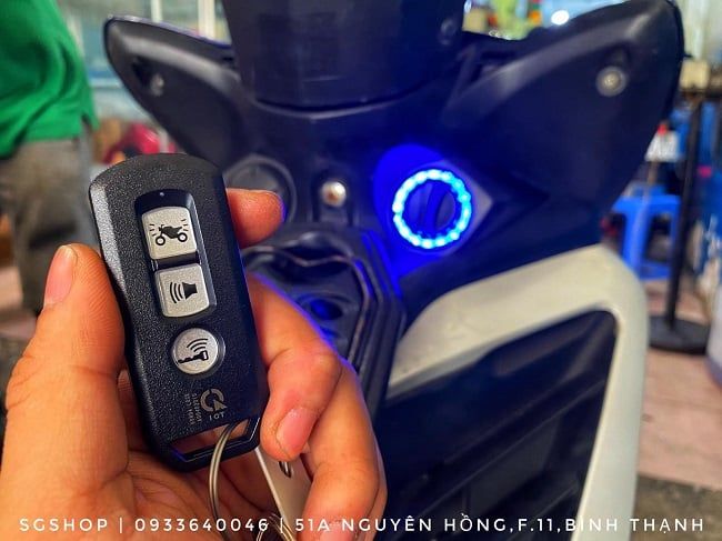 Lắp đặt đèn tại Saigon Shop Bikervn