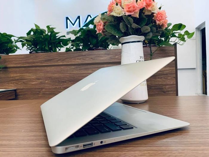 Macbook cũ tại Hà Nội