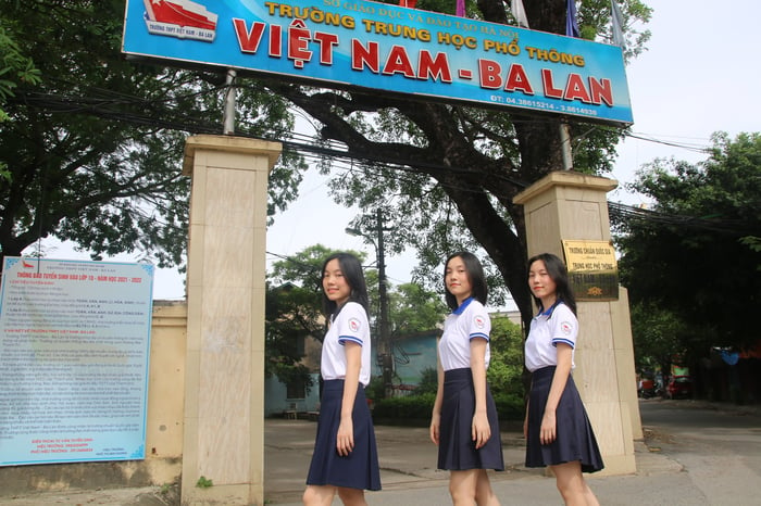 Hình ảnh Trường THPT Việt Nam - Ba Lan 2