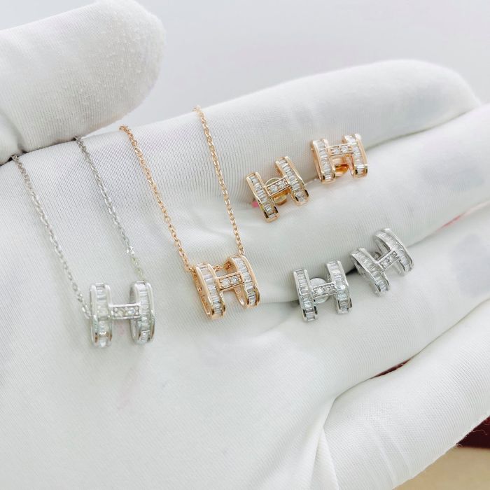 Hình ảnh 2 của T.K Jewelry