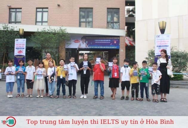 Trung tâm Ngoại ngữ & Tin học tỉnh Hòa Bình