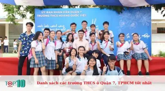 Trường THCS Hoàng Quốc Việt