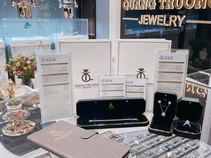 T-Luxury Jewelry & Diamond hình ảnh 2