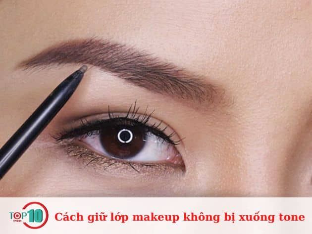 Cách giữ lớp makeup không bị xuống tone