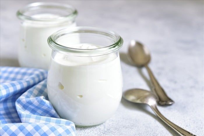 [Câu Hỏi Thường Gặp] Sữa chua cần được tiêu thụ bao nhiêu lần trong ngày?