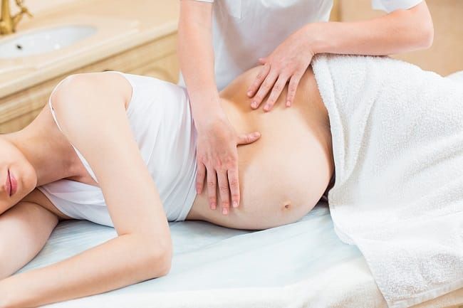 Kỹ thuật massage bụng bầu đúng cách