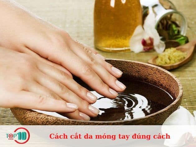 Hướng dẫn cắt da móng tay đúng chuẩn