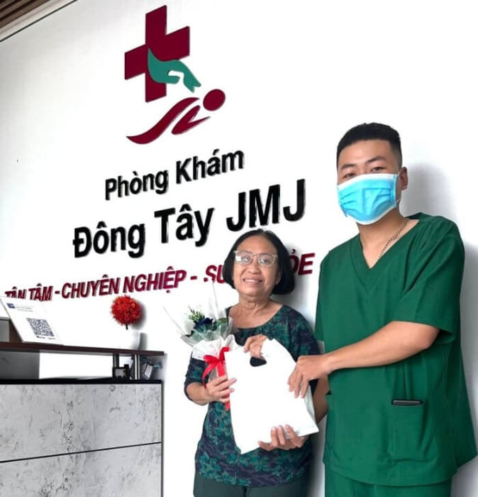 Phòng Khám Đông Tây y tại JMJ