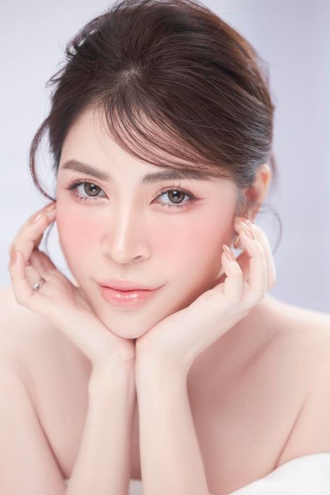 Hình ảnh 1 của Bul Nguyễn Make Up Store & Academy