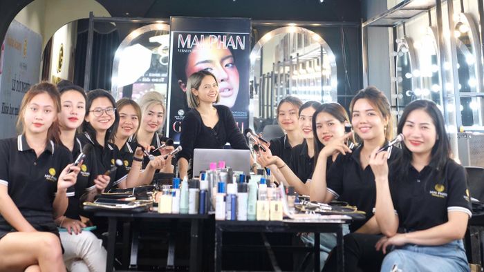 Hình ảnh 2 tại MaiPhan Makeup Artist