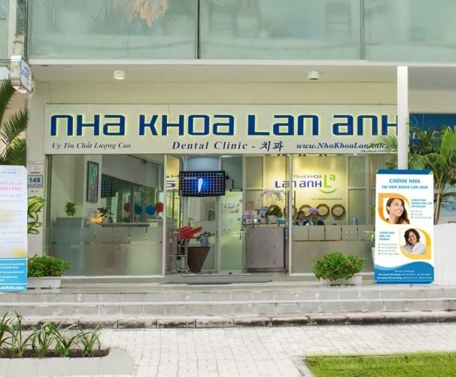 Nha khoa Lan Anh nằm trong Top 10 địa chỉ niềng răng uy tín nhất tại TP. Hồ Chí Minh