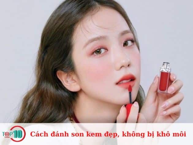 Kỹ thuật đánh son kem để đạt được vẻ đẹp và sự thoải mái cho môi