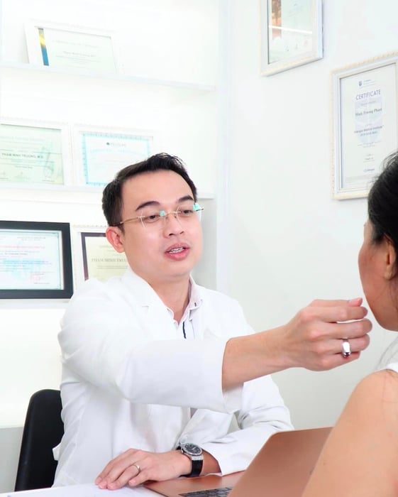 PMT Aesthetic Clinic - Điều trị nám da chuyên nghiệp hình ảnh 2