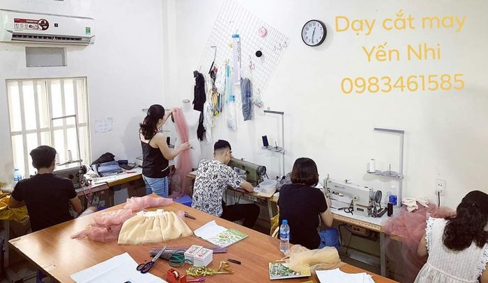 Dạy Cắt May Yến Nhi - Hình ảnh 1