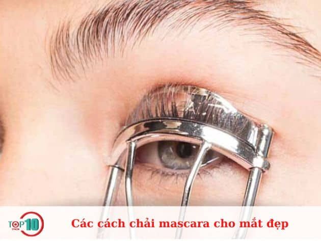 Các phương pháp chải mascara để có đôi mắt đẹp