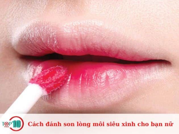 Cách tô son lòng môi đẹp mắt dành cho các bạn nữ