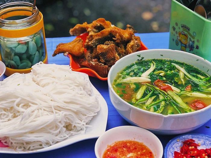 Bún Cá Chấm Gốc Đa - Ảnh 2