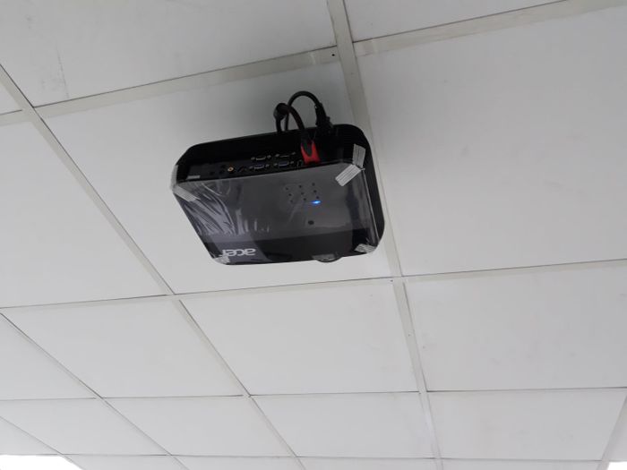 Hình ảnh Trung Tâm Máy Chiếu Vici 1