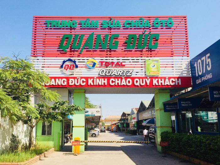 Trung Tâm Sửa Chữa Ô TÔ QUANG ĐỨC - Hình 2