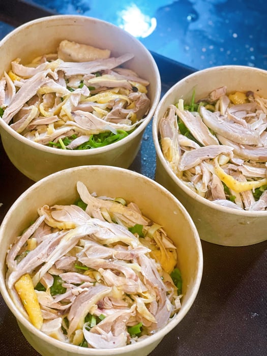 Hình ảnh 2 của Phở gà Thao