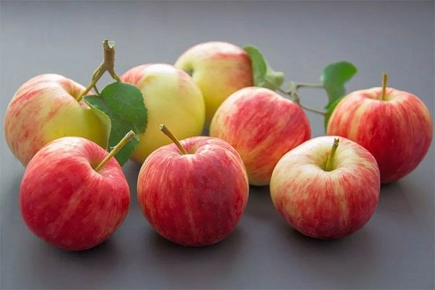 Những người cần lưu ý khi ăn táo