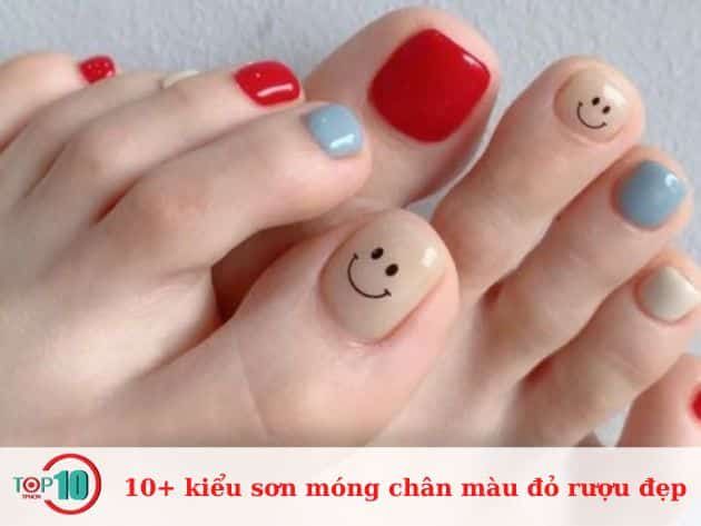 10+ kiểu sơn móng chân màu đỏ rượu đẹp mê ly