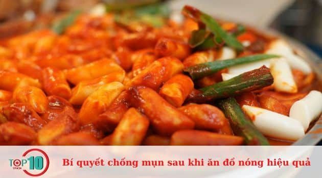 Mụn do ăn đồ cay nóng