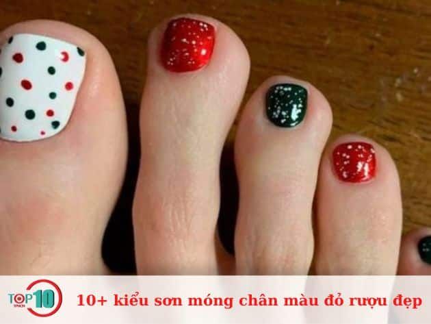 10+ kiểu sơn móng chân màu đỏ rượu đẹp tuyệt vời