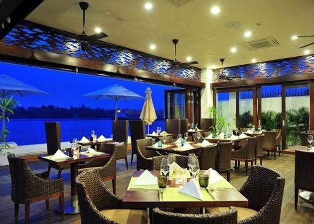 Khi nhắc đến nhà hàng bên sông Sài Gòn, Nhà hàng Bistro Song Vie luôn là sự lựa chọn hàng đầu