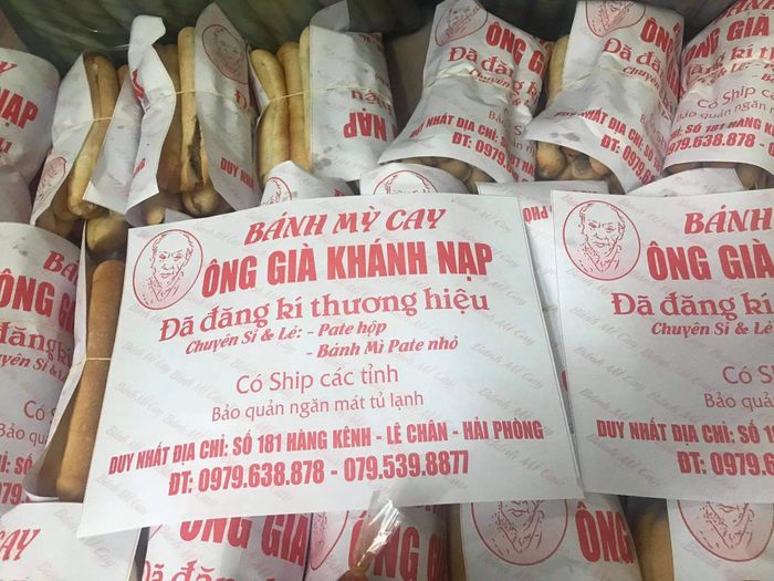 Bánh Mì Cay Ông Già Khánh Nạp - Hình ảnh 1