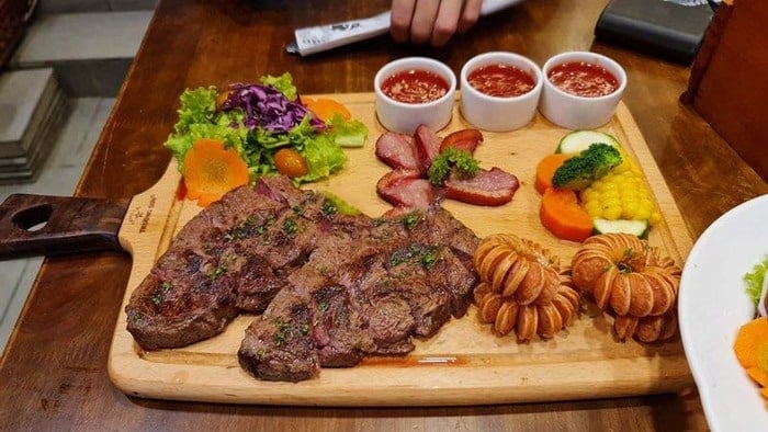 6 quán beefsteak ngon và nổi tiếng nhất ở quận 8