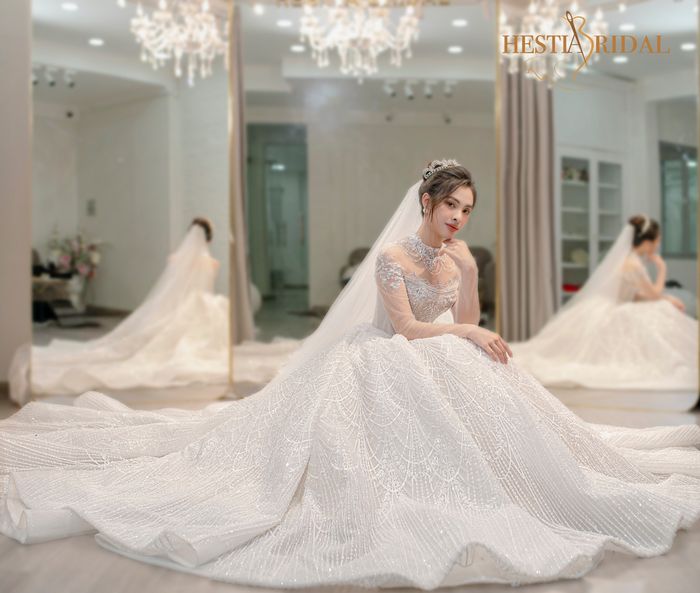 Hình ảnh 1 của Hestia Bridal