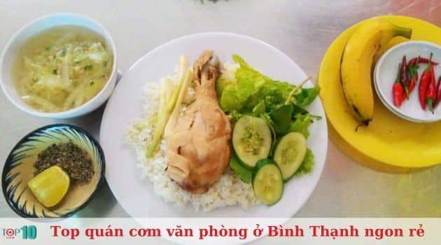 Quán cơm trưa bình dân văn phòng Quỳnh Anh 2