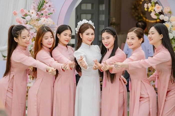 Ảnh 2 của NIKI Bridal