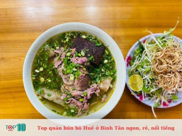 Bún bò Huế Phú Lộc