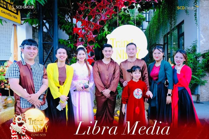 Cho thuê trang phục Libra Media - Hình ảnh 1