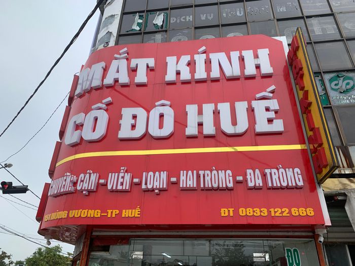 Hình ảnh Mắt Kính Cố Đô Huế số 1