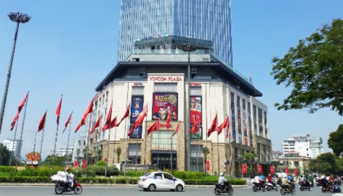 Hình ảnh bãi đỗ xe tại Vincom Plaza Huế