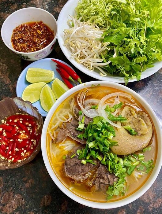 Bún Bò Huế Sông Hương hình 1