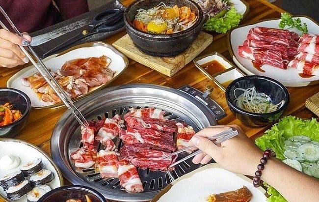 Nhà hàng buffet lẩu nướng