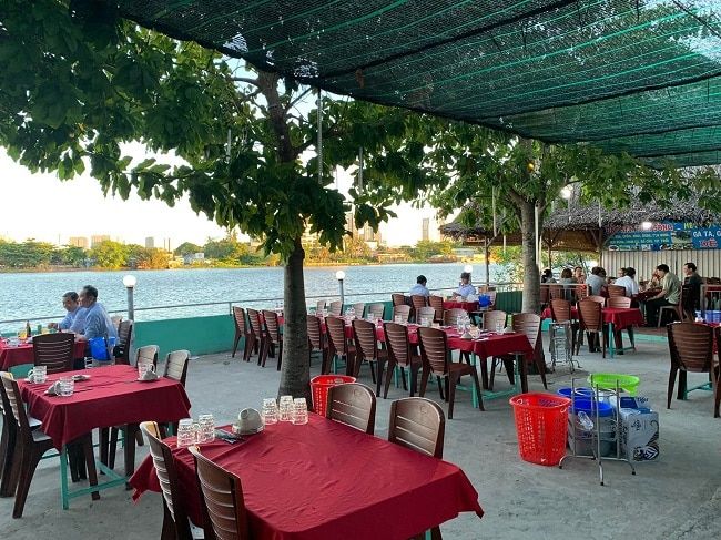 Không gian ẩm thực độc đáo tại Quán Gió Chiều