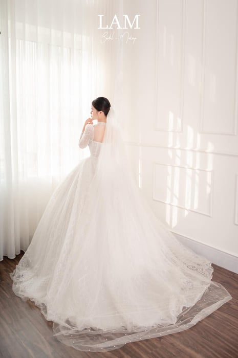 Lam Bridal chụp ảnh 2