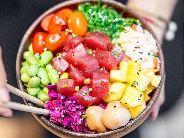 Poke Saigon, quán ăn với giá dưới 200.000 đồng